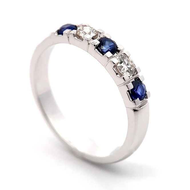 Hovedbilde Safir ring hvitt gull med diamanter og safirer